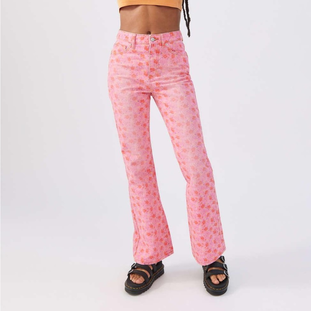 New • Urban Outfitters • BDG High Waisted Flare Jean in Painted Floral Size 29